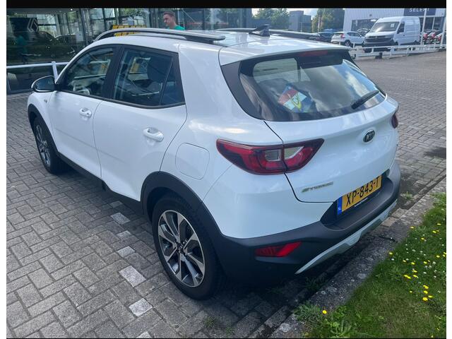 KIA Stonic 1.0 T-GDi DynamicPlusLine / Camera / Navigatie / 17'' / Keyless / Bluetooth / DAB / Cruise Control