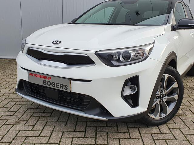 KIA Stonic 1.0 T-GDi DynamicPlusLine Navigatie, Climate Control. Cruise Control, Trekhaak, Keyless Entry, 17"Lm,