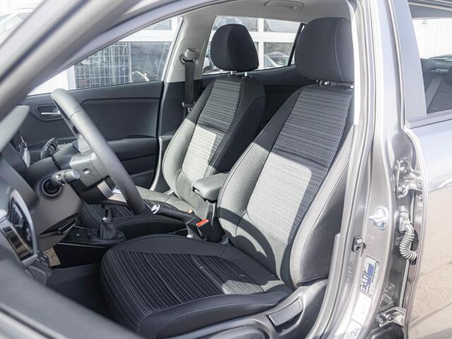KIA Stonic 1.0 T-GDi MHEV DynamicLine | Direct leverbaar | Airco | Cruise | Parkeer camera