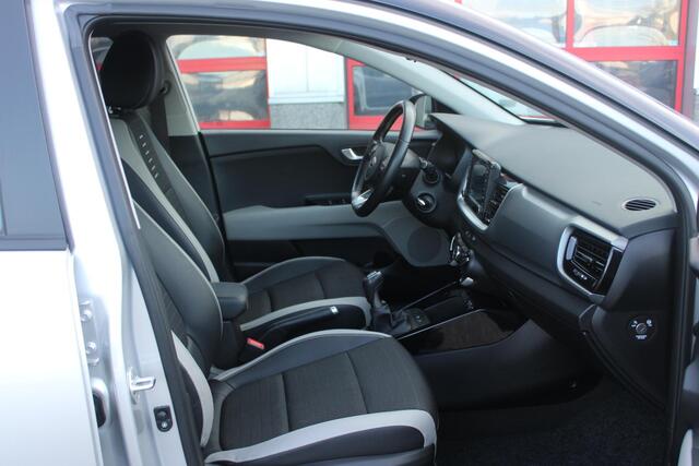 KIA Stonic 1.0 T-GDi Sports Edition Apple/Andriod-Camera-Dealer onderhoud!!