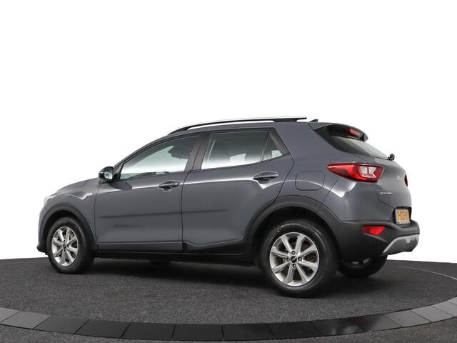 KIA Stonic 1.0 T-GDi MHEV DynamicLine - Climate control - Navigatie - Cruise Control - Camera - Parkeerhulp achter - Fabrieksgarantie tot 06-2029