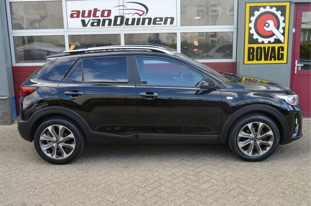 KIA Stonic 1.0 T-GDi Sports Edition O.a: 1/2 leder, Navi , Cruise, Dab, 17 Inch L.m., Camera, Carplay, Etc.. Rijklaar! All-in prijs.
