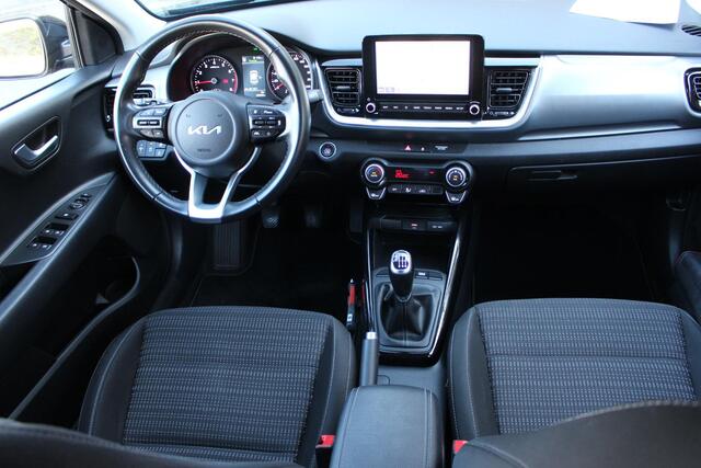 KIA Stonic 1.0 T-GDi MHEV DynamicPlusLine Carplay & android, Dab, Camera, 1e eigenaar, climate en cruise adapt.