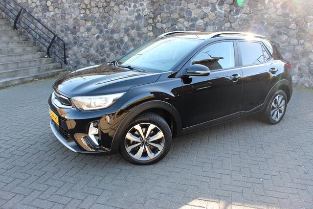 KIA Stonic 1.0 T-GDi MHEV DynamicPlusLine Carplay & android, Dab, Camera, 1e eigenaar, climate en cruise adapt.