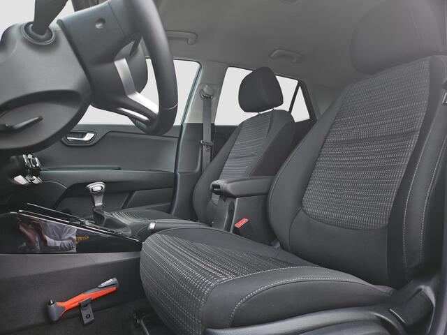 KIA Stonic 1.0 T-GDi MHEV DynamicPlusLine Automaat | Camera | LMV | Cruise | Navi | LED | Stoel- en Stuurverwarming | Privacy Glass | Apple Carplay & Android Auto |
