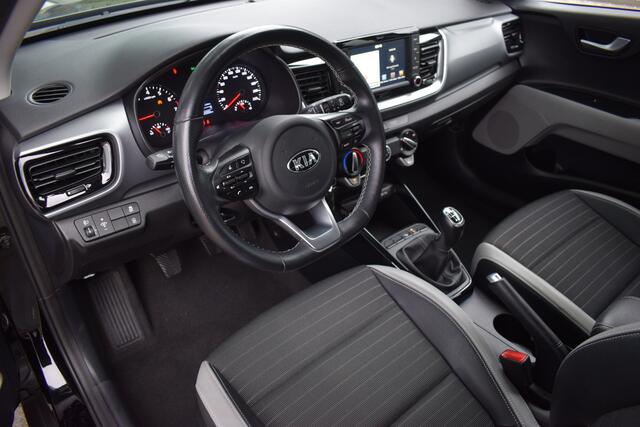 KIA Stonic 1.0 T-GDi Sports Edition | Navigatie | Cruise Control | 17" Lichtmetalen velgen | Tot 10jr. Kia garantie |