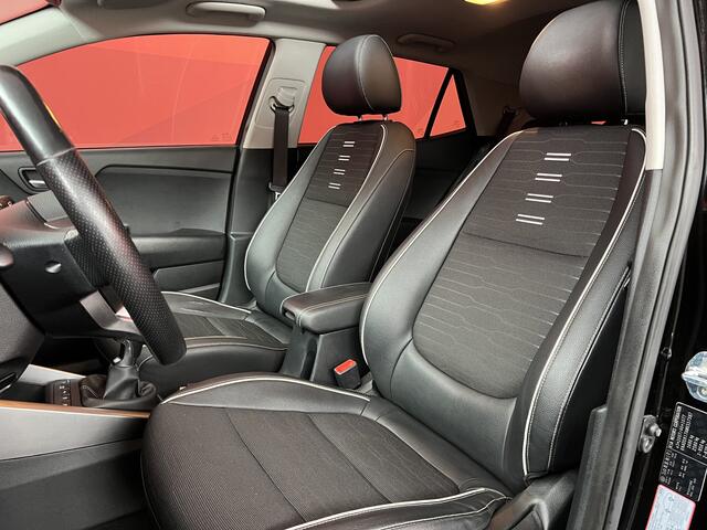KIA Stonic 1.0 T-GDi MHEV GT-PlusLine | Nieuw Binnen | Pano | GT-Line | Stoelverwarming |