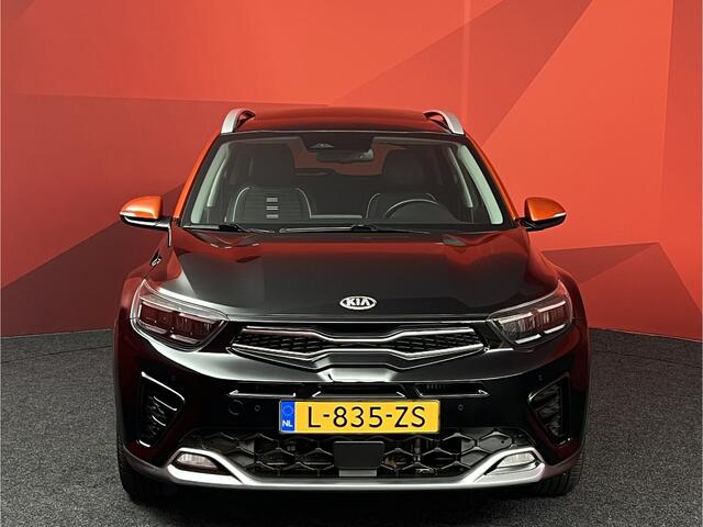 KIA Stonic 1.0 T-GDi MHEV GT-PlusLine | Nieuw Binnen | Pano | GT-Line | Stoelverwarming |
