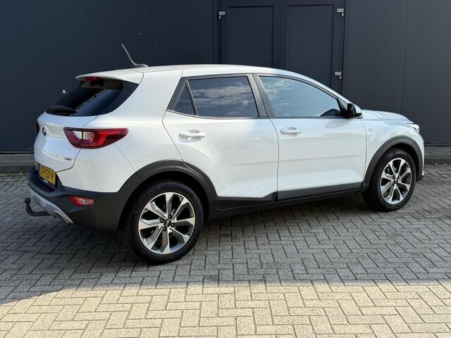 KIA Stonic 1.0 T-GDi ComfortPlusLine Navigator Trekhaak / Navigatie / Airco / Camera / Cruise Control / Bluetooth / Android&Apple Carplay
