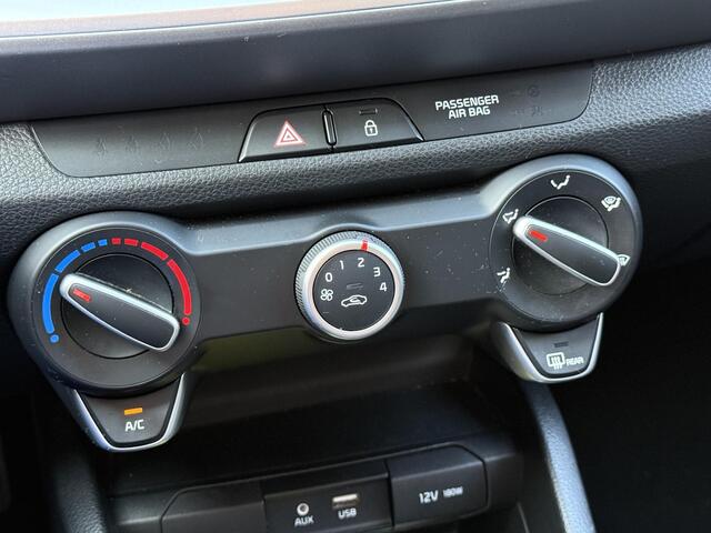 KIA Stonic 1.0 T-GDi ComfortPlusLine Navigator Trekhaak / Navigatie / Airco / Camera / Cruise Control / Bluetooth / Android&Apple Carplay