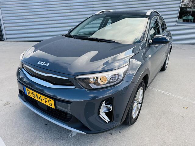 KIA Stonic 1.0 T-GDi MHEV DynamicLine NW door ons geleverd & onderhouden | Trekhaak | Clima | Navi | Cruise