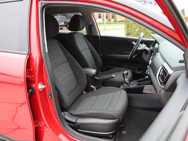 KIA Stonic 1.0 T-GDi DynamicPlusLine Carplay-Camera, Clima, Keyless, NL auto Aanbieding!