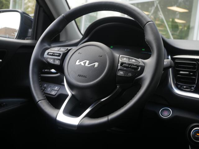 KIA Stonic 1.0 T-GDi MHEV DynamicPlusLine | Cruise | Clima | Camera | Carplay | Navi | Stoel-stuurverwarming |