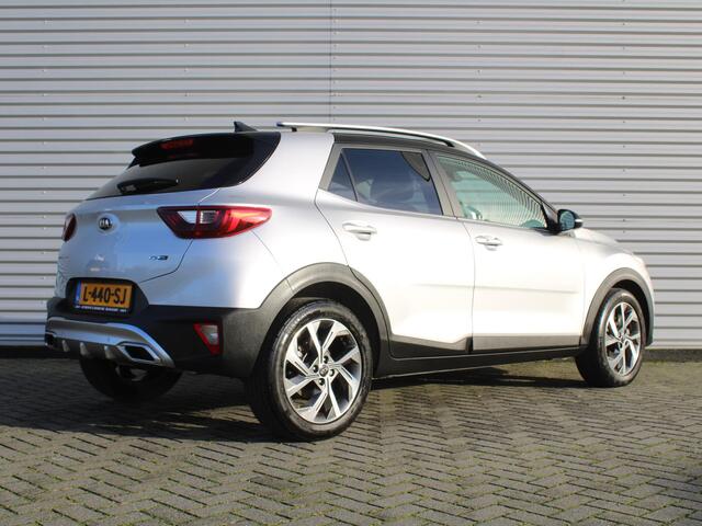 KIA Stonic 1.0 T-GDi MHEV GT-Line | Trekhaak | Stuur-stoelverwarming | Navi | Clima | Cruise | Camera | 17" LM | PDC |