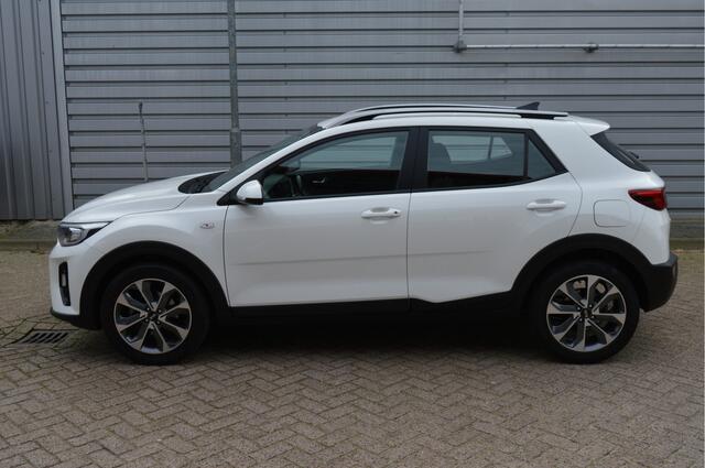 KIA Stonic 1.0 T-GDi DynamicLine O.a: PDC, Camera, Carplay, DAB, Navi, Airco, Etc. All-in prijs!