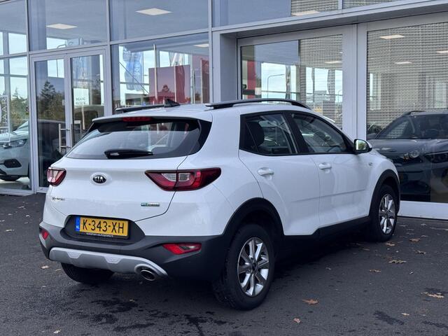 KIA Stonic 1.0 T-GDi MHEV DynamicLine Navigatie | Apple Carplay / Android Auto | Cruise control | Airconditioning | LM Velgen