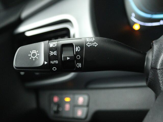 KIA Stonic 1.0 T-GDi MHEV DynamicPlusLine | Company Car | 10 Jaar Garantie | Apple Carplay/Android Auto | Camera | Leverbaar per 05-01-2026 |