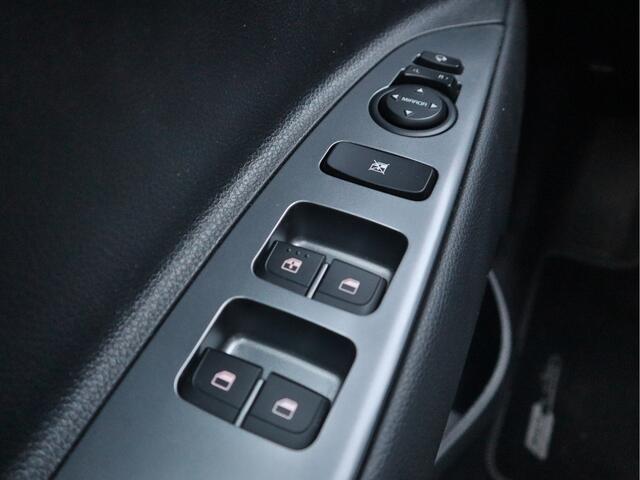 KIA Stonic 1.0 T-GDi MHEV GT-Line DCT Automaat Trekhaak | Apple Carplay/Android Auto | ACC | Cruise control | Keyless | Stoelverwarming