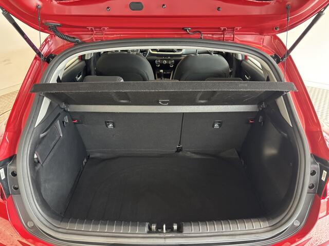 KIA Stonic 1.0 T-GDi DynamicLine Camera, Apple / Android