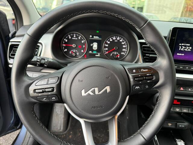 KIA Stonic 1.0 T-GDi MHEV Dynamicplusline 120pk !! | Automaat | NL Auto | Lichtmetalen velgen | Climate control | Parkeercamera