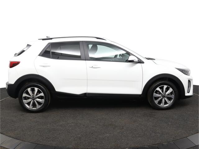 KIA Stonic 1.0 T-GDi MHEV DynamicPlusLine Apple Carplay/Android Auto - Cruise Control - Climate Control - Navigatie - Stoel/Stuur Verwarming - Fabrieksgarantie tot 10-2031