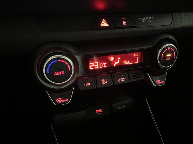 KIA Stonic 1.0 T-GDi MHEV DynamicLine 1E EIGN/APPLE/CRUISE/CAMERA/TREKHAAK