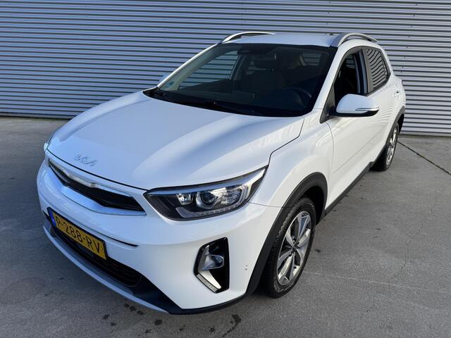 KIA Stonic 1.0 T-GDi MHEV DynamicPlusLine Trekhaak | All season banden | Privacyglass | Keyless | Clima | Navi