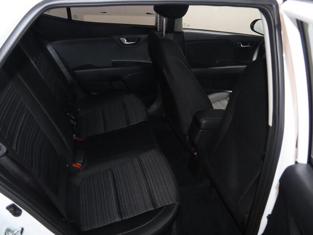 KIA Stonic 1.0 T-GDi MHEV DynamicPlusLine | LED-koplampen | Stoelverwarming vóór | Achteruitrijcamera | stuurwiel verwarmd |