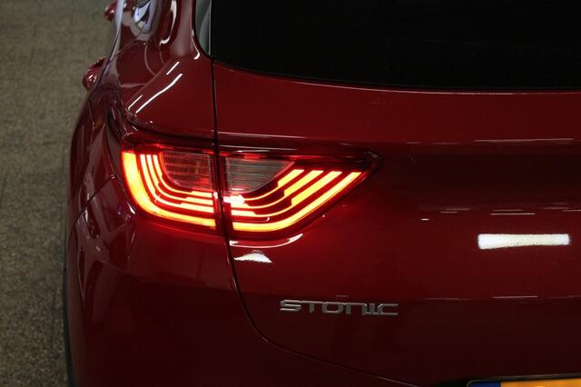 KIA Stonic 1.0 T-GDI MHEV DYN Plus Line 1e eigenaar **NL-Auto** 10 jaar Kia Garantie