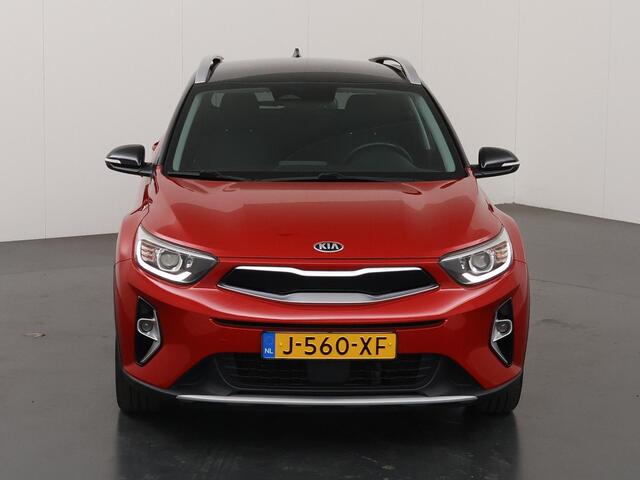KIA Stonic 1.0 T-GDi MHEV DynamicPlusLine | Trekhaak | Keyless | Navigatie | Parkeercamera | Apple Carplay/Android Auto | Climate Control |