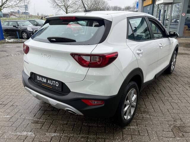 KIA Stonic 1.2 PLUS LINE AIRCO PDC CARPLAY WINTERPACK CRUISE .