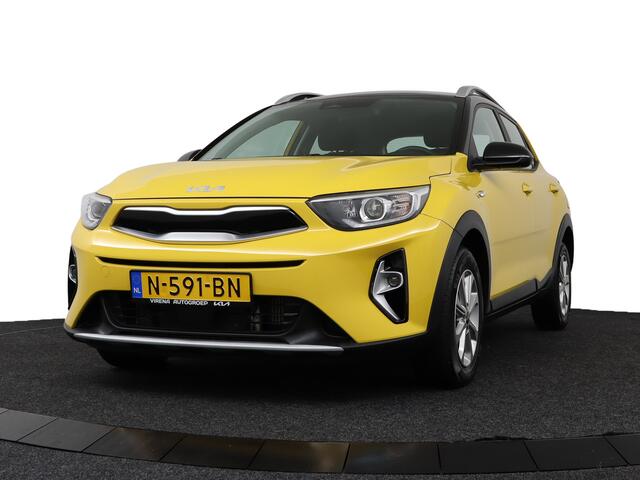 KIA Stonic 1.0 T-GDi MHEV DynamicLine - Navigatie - Cruise Control - Climate Control - DAB - Achteruitrijcamera - Fabrieksgarantie tot 09-2028