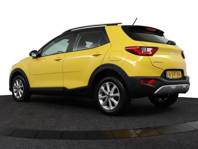 KIA Stonic 1.0 T-GDi MHEV DynamicLine - Navigatie - Cruise Control - Climate Control - DAB - Achteruitrijcamera - Fabrieksgarantie tot 09-2028