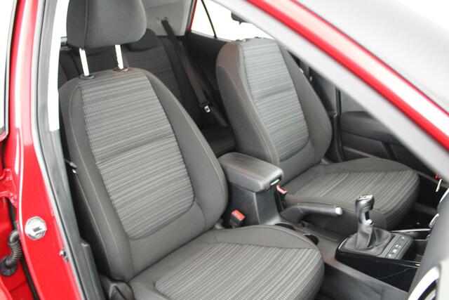 KIA Stonic 1.0 T-GDi 101pk MHEV DynamicLine Stoelverwarming Camera Navigatie