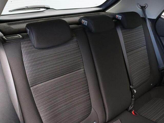 KIA Stonic 1.0 T-GDi DynamicPlusLine | Trekhaak | Climate Control | Dakrails | Achteruitrijcamera |