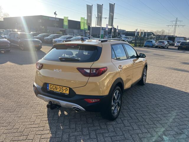 KIA Stonic 1.0 T-GDi MHEV DynamicLine All SeasonBanden/Navigatie/Trekhaak