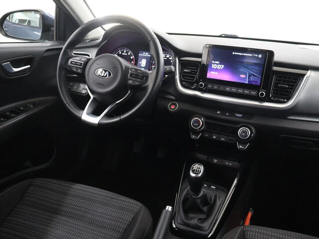 KIA Stonic 1.0 T-GDi MHEV DynamicPlusLine | Keyless | Navigatie | Parkeercamera | Apple Carplay/Android Auto | Climate Control |