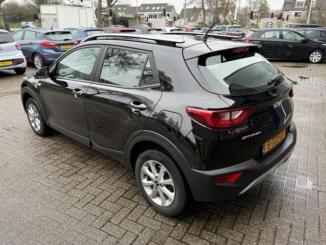 KIA Stonic 1.0 T-GDi MHEV DynamicLine / Airco/ Apple carplay/ Cruise/ PDC/ Camera/ LED/ LMV