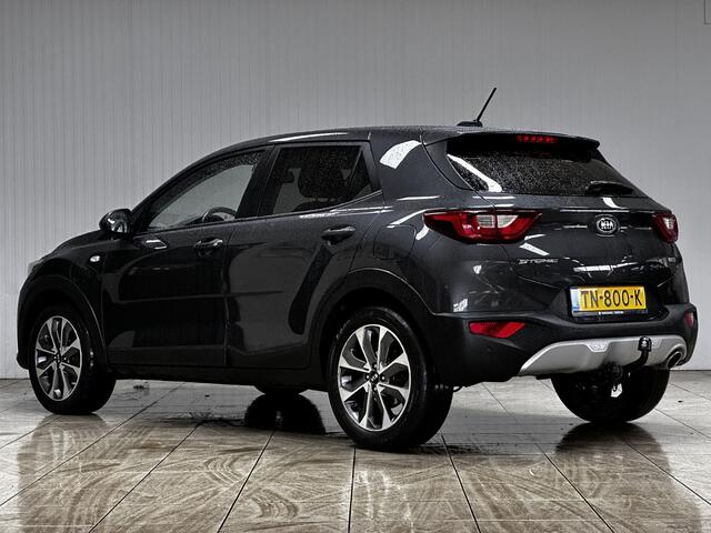 KIA Stonic 1.0 T-GDi ComfortPlusLine Navigator /Trekhaak! /Camera /Apple + Android /DAB+! /Navi /Airco /Cruise /Elek. pakket /Bluetooth /LED Dagrijverl. /17"LMV /Extra getint glas /PDC.