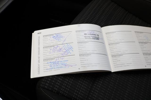 KIA Stonic 1.0 T-GDI MHEV DynamicLine - Climate control - Camera