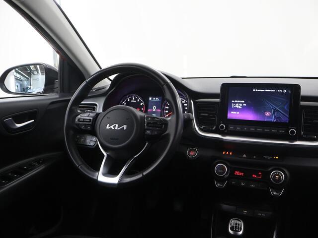 KIA Stonic 1.0 T-GDi MHEV DynamicPlusLine | Trekhaak | Keyless | Navigatie | Parkeercamera | Apple Carplay/Android Auto | Climate Control |