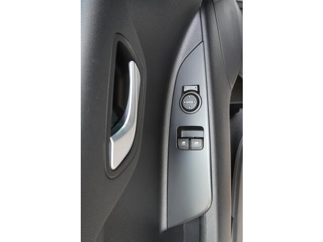 KIA Stonic 1.0 T-GDi MHEV Dyn L