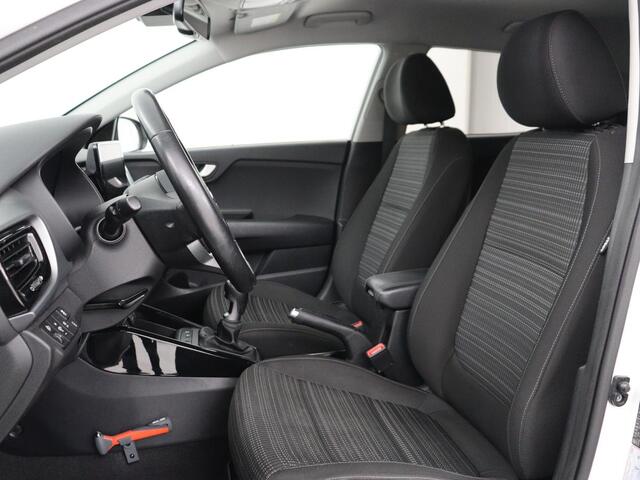 KIA Stonic 1.0 T-GDi MHEV DynamicPlusLine | Adaptive cruise | Carplay | Camera | Keyless | Climate control | DAB | Navigatie | Bluetooth