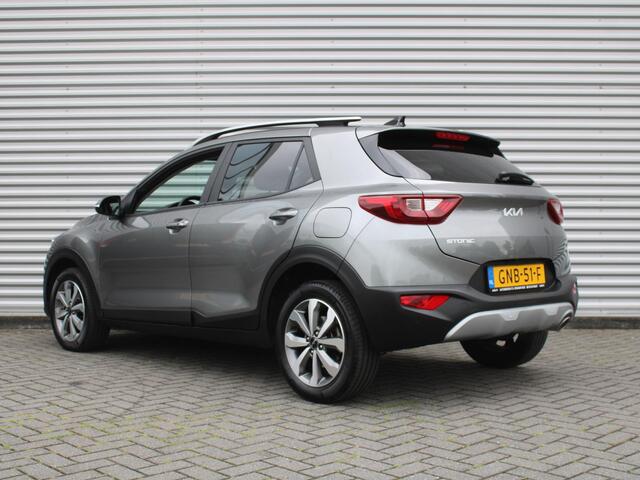 KIA Stonic 1.0 T-GDi MHEV DynamicPlusLine | Stuur-/stoelverwarming | Camera | Clima | Cruise | 16" LM | Navi | LED | Keyless |