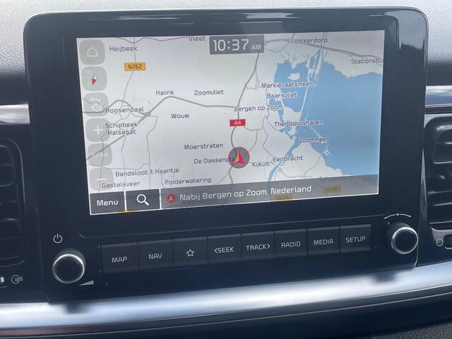 KIA Stonic 1.0 T-GDi MHEV DynamicLine Automaat Navigatie, Climate Control, Cruise Control, Stoel/Stuurverwarming, 15"Lm, Achteruitrijcamera