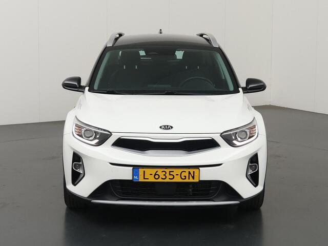 KIA Stonic 1.0 T-GDi MHEV DynamicLine | Parkeercamera | Bluetooth | Airco | Cruise Control | Navigatie via Carplay |