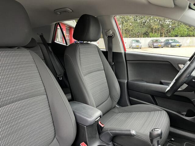 KIA Stonic 1.0 T-GDi DynamicPlusLine Apple Carplay / Camera