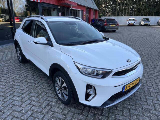 KIA Stonic 1.0 T-GDi MHEV DynamicPlusLine Apple Carplay / Camera