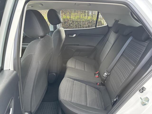 KIA Stonic 1.0 T-GDi MHEV DynamicPlusLine | Camera | Navigatie |