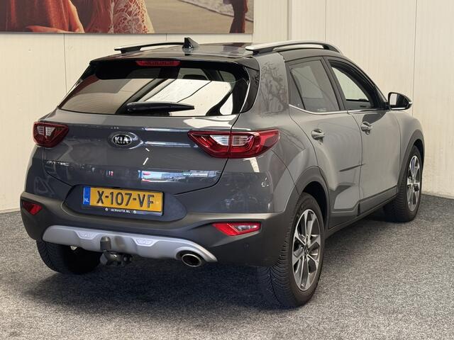 KIA Stonic 1.0 T-GDi MHEV DYNAMIC PLUS LINE NAVIGATIE ADAPTIVE CRUISE CONTROL CLIMATE CONTROL BLUETOOTH TELEFOON DODEHOEKSENSOREN ACHTERUITRIJCAMERA KEYLESS GO TREKHAAK ZEER MOOI !! 3010